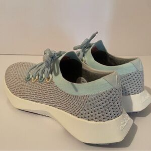 Allbirds Women's Sky Blue Knit Sneakers